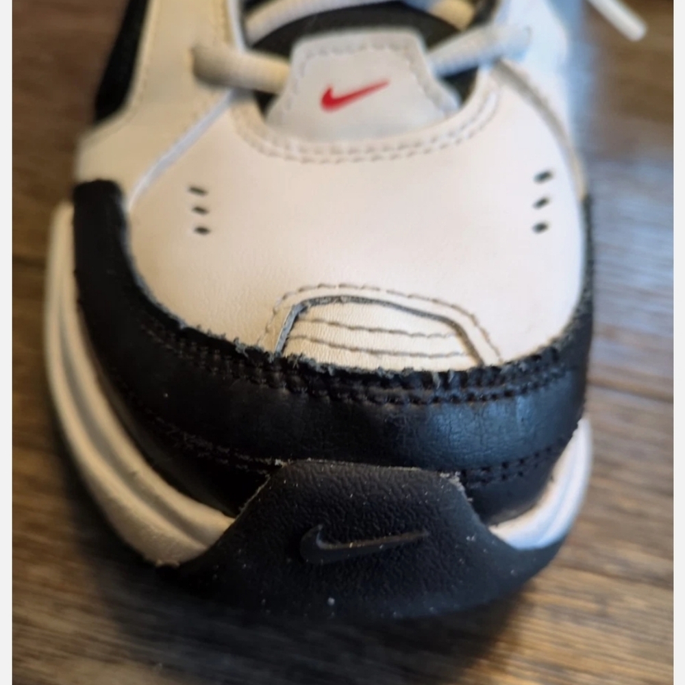 NIKE Air Monarch Mens Training Shoes Gently Used SZ 10.5 - Picture 8 of 11